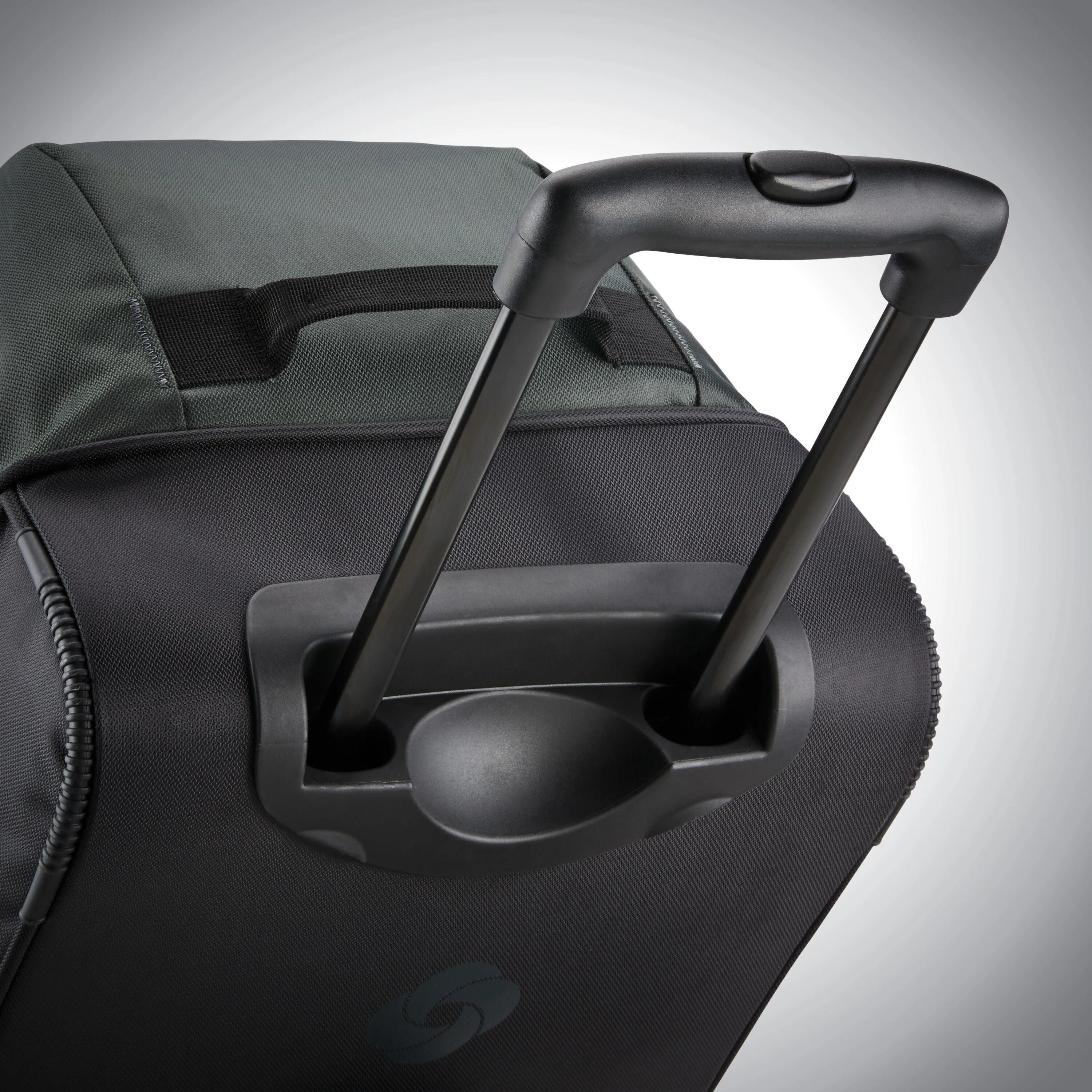 Andante 2 Softside 22" Carry-On Wheeled Duffel