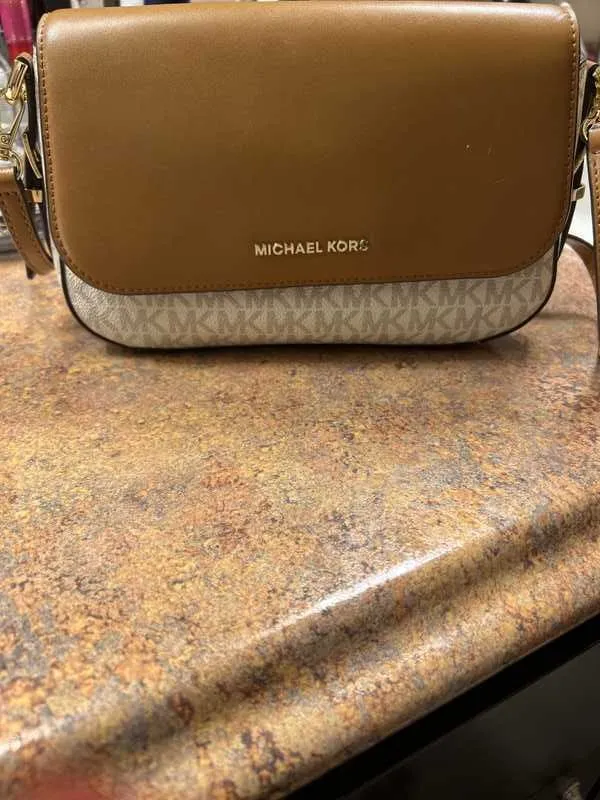 Bedford Legacy Large Logo and Pebbled Leather Crossbody Bag