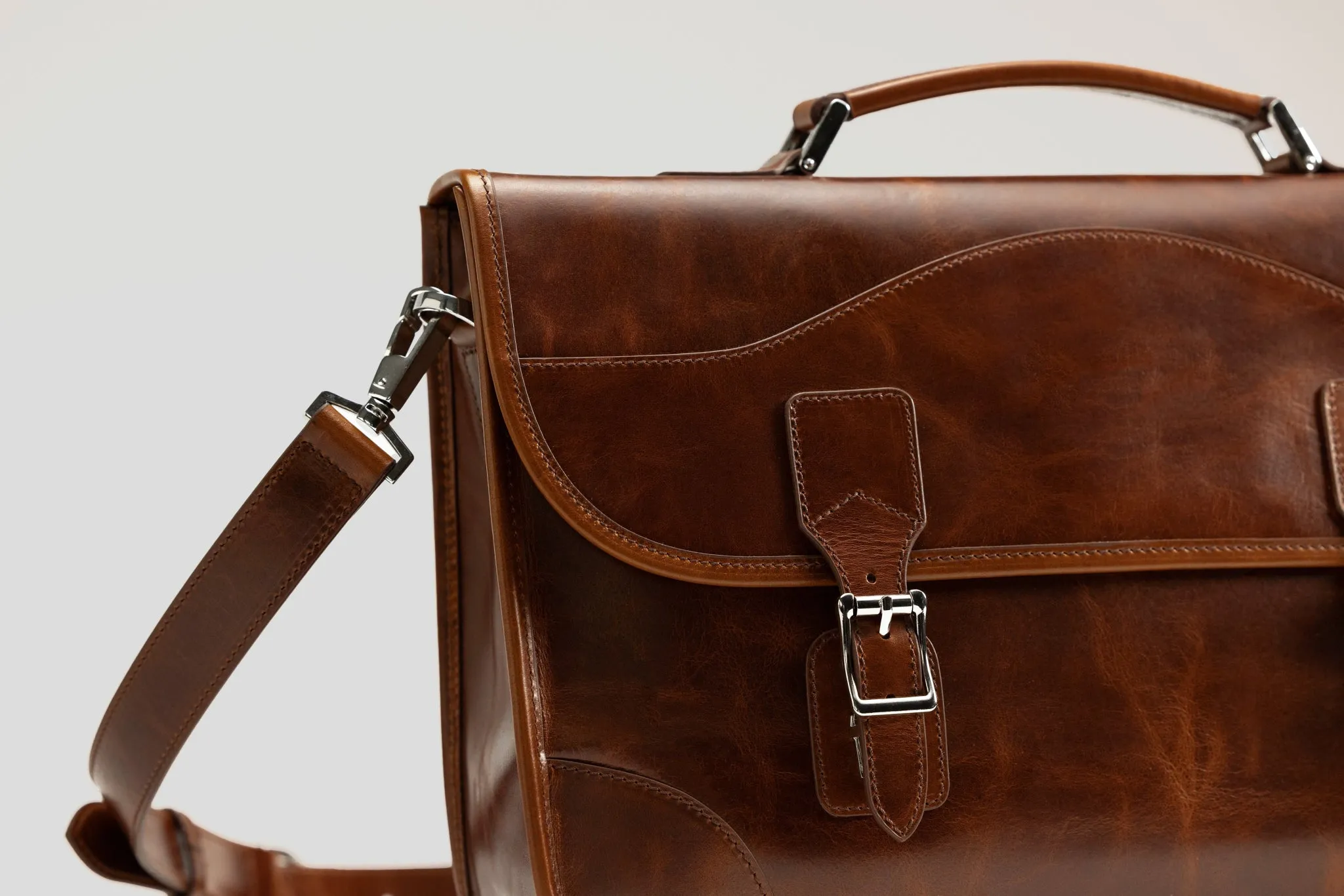 Messenger Bag - Vintage Brown