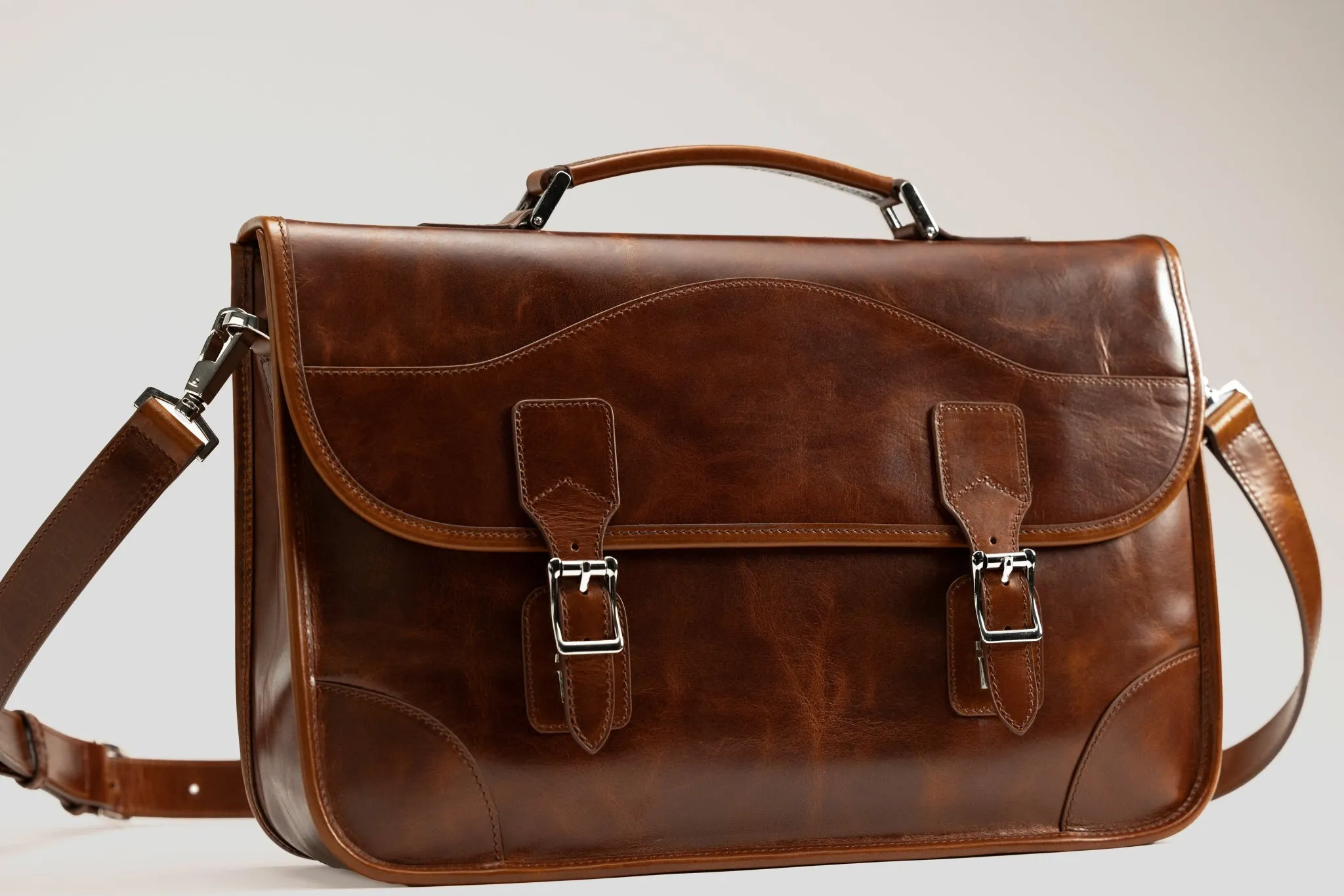 Messenger Bag - Vintage Brown