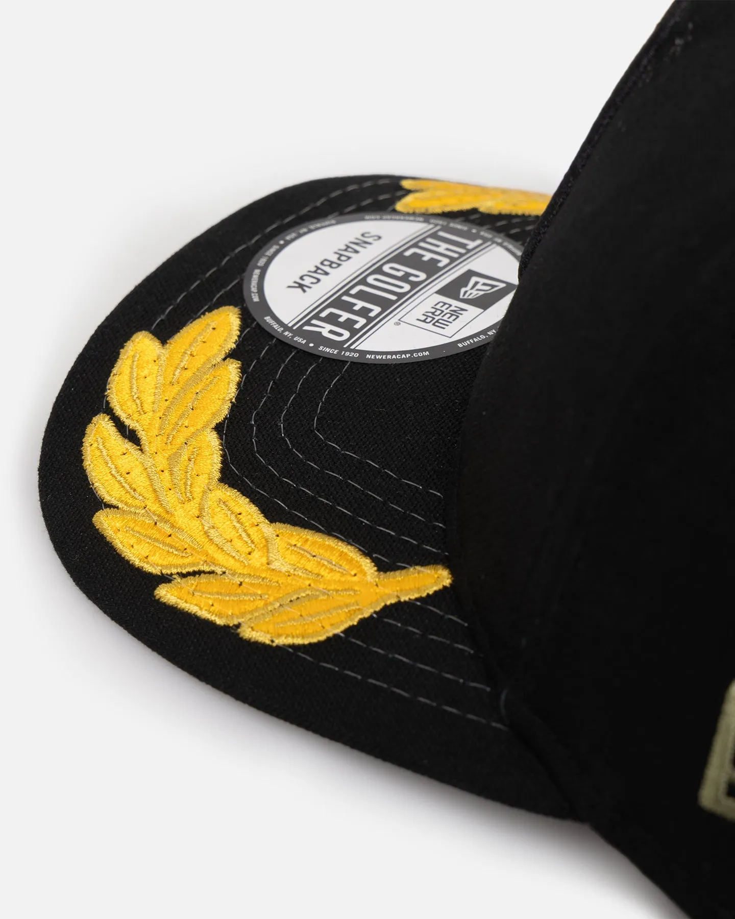 New Era Atlanta Braves 'Military Patch' Pre-Curved Golfer Snapback Black