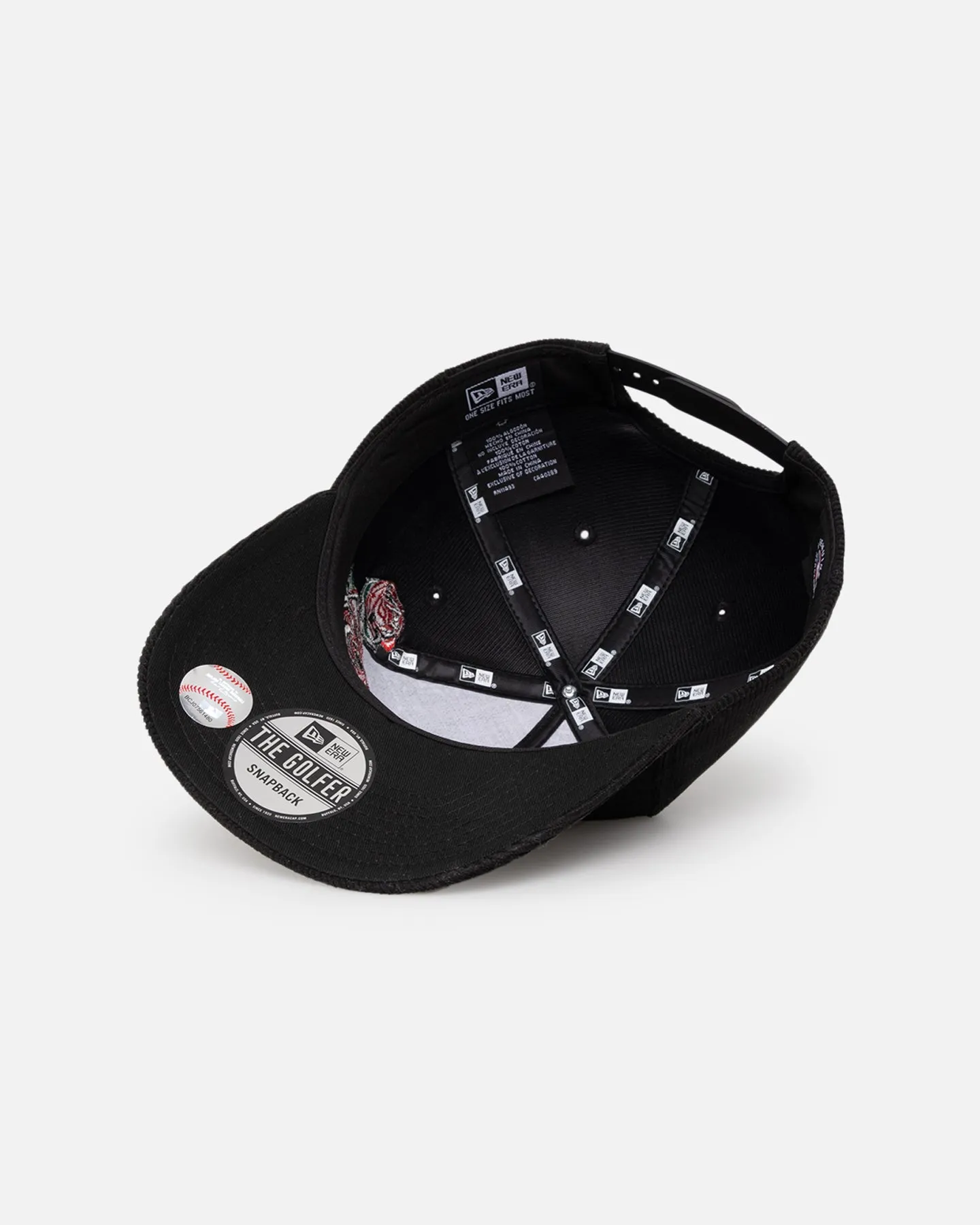 New Era Chicago White Sox 'Corduroy Roses' Golfer Pre-Curved Snapback Black Corduroy/White