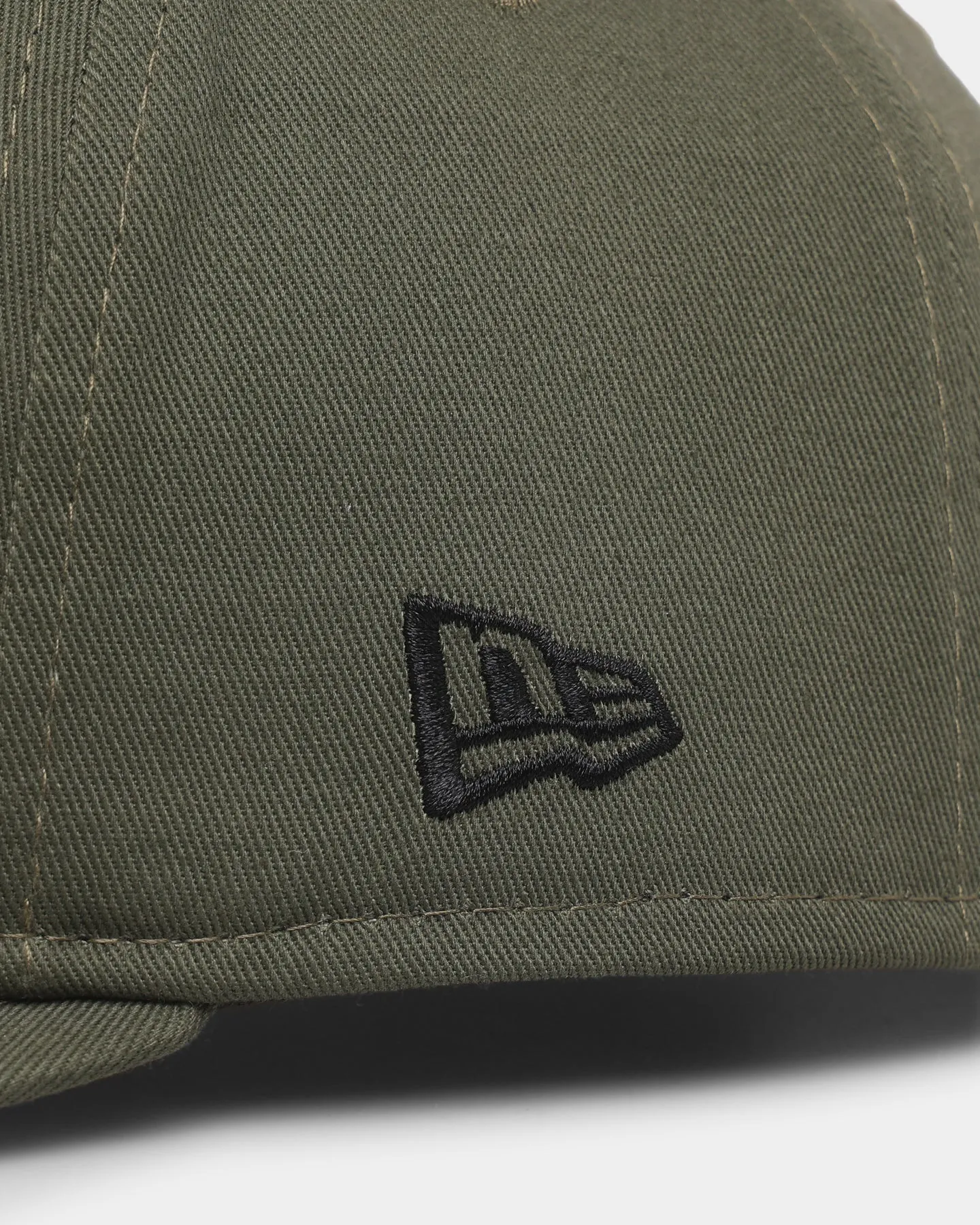 New Era Golfer Snapback Olive