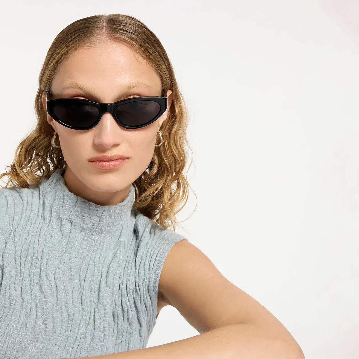 Status Anxiety Mindless Sunnies - Black
