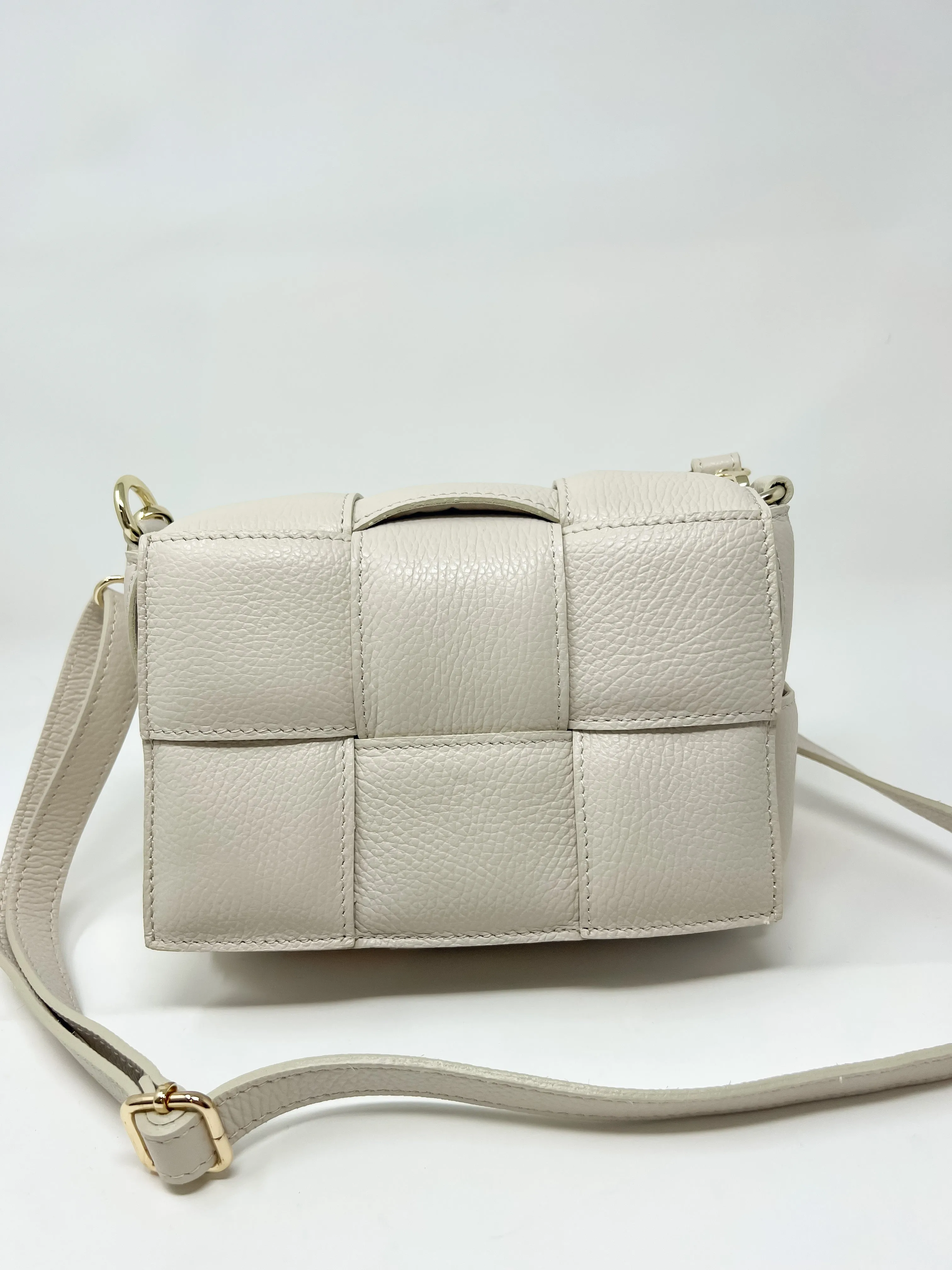 Suzy Woven Crossbody
